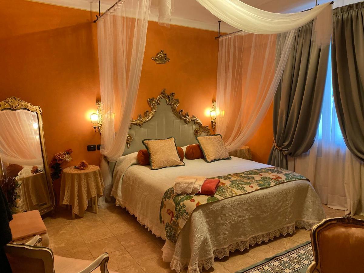 Sotto Il Cielo Di Toscana Appartamenti In Tenuta Only Adults No Pet Camaiore Kültér fotó